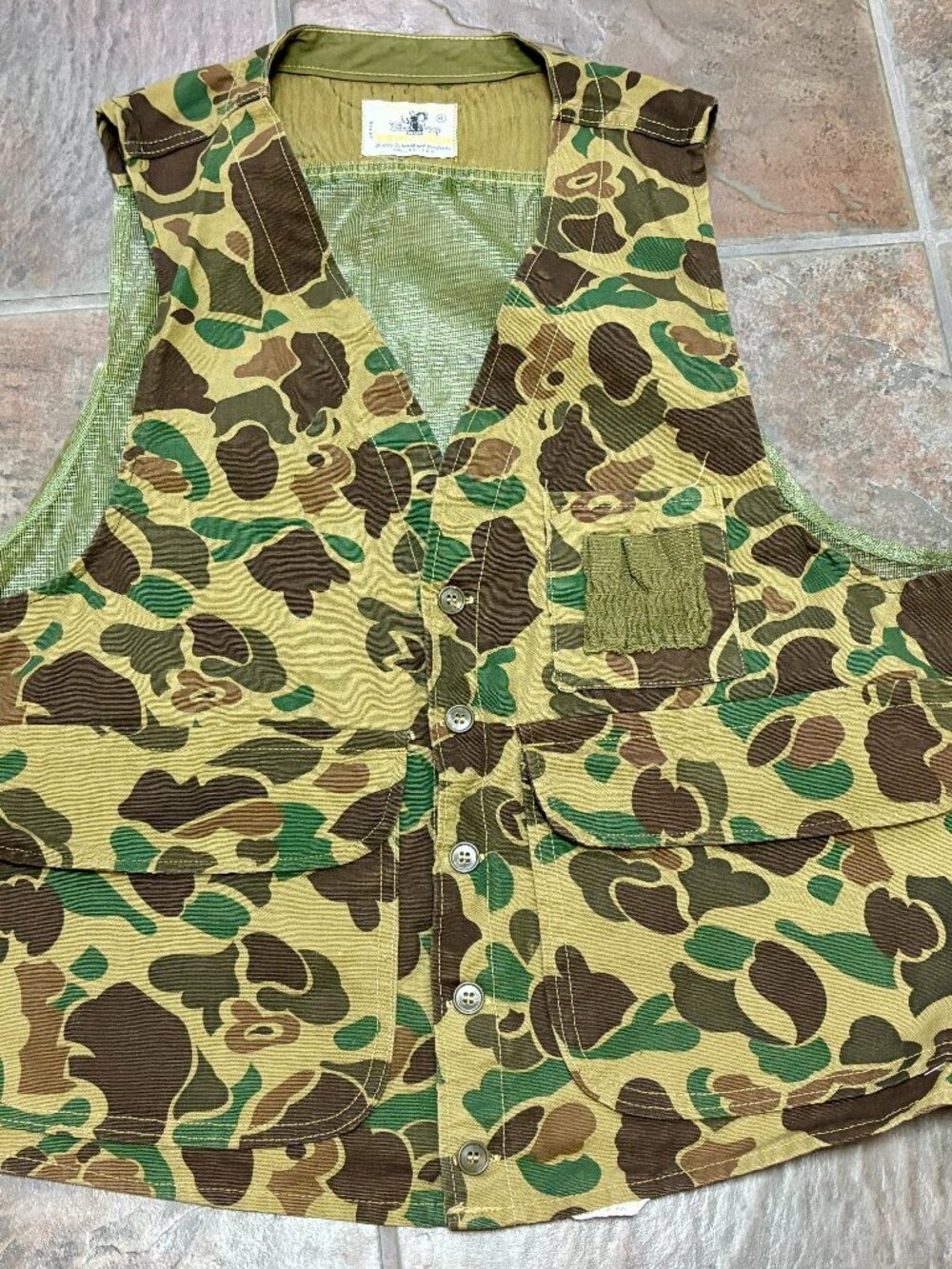 ~~Vintage 60s, 70s Black Sheep XL Hunting Vest Duck Camo Made Japan..VGUC!!! *